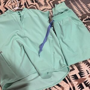 Figs Mariner Set - XS top med bottoms